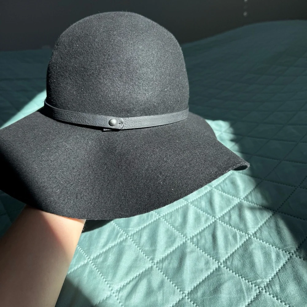 Black 100% Wool Wide Brim Floppy Hat Women One Size Minimalist Boho Fedora Chic